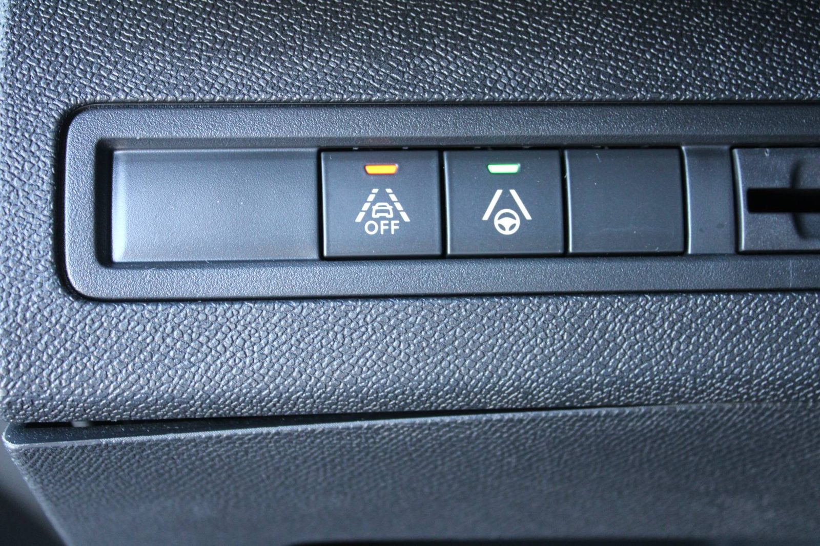 2023 Peugeot 3008 — fotografija 16