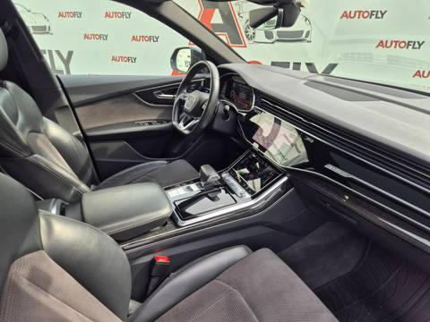 2018 Audi Q8 S line — sličica 18