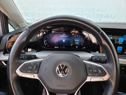 2020 Volkswagen Golf — sličica 11