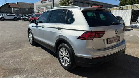 2022 Volkswagen Tiguan — sličica 7