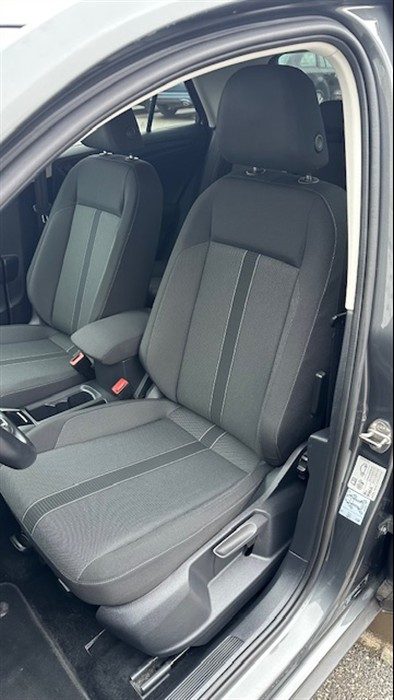 2022 Volkswagen T-Roc — fotografija 10