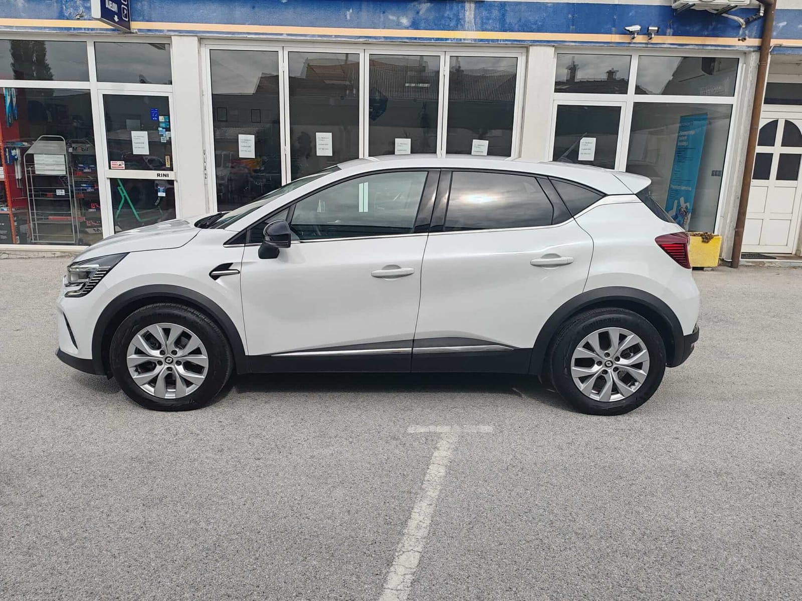 2022 Renault Captur — fotografija 14