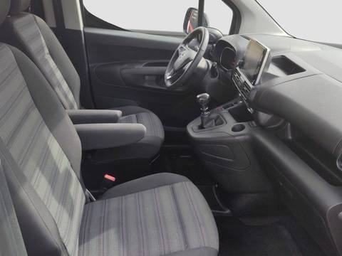 2023 Opel Combo — sličica 13