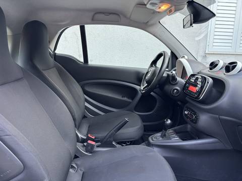 2020 Smart fortwo — sličica 18