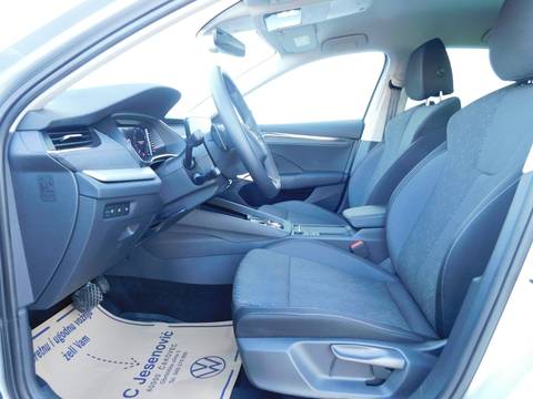 2023 Škoda Octavia — sličica 8