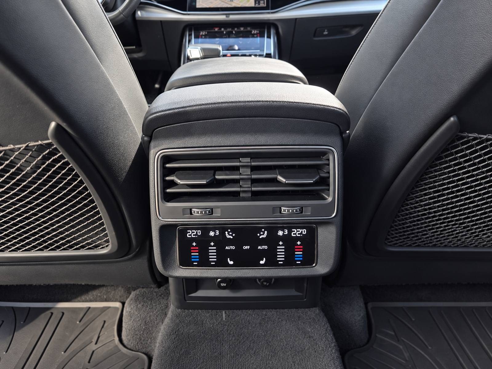 2020 Audi Q7 S line — fotografija 26