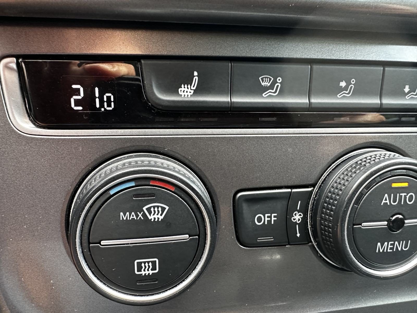 2016 Volkswagen Golf — fotografija 15