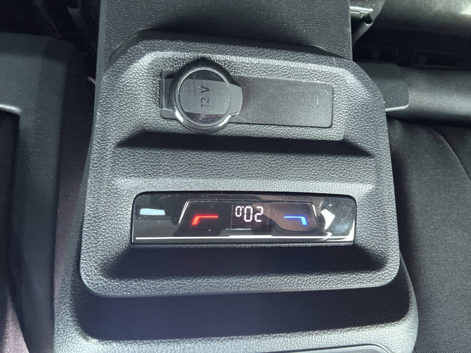 2024 Volkswagen Tiguan — fotografija 26