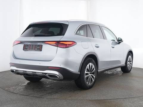 2025 Mercedes-Benz GLC — sličica 2