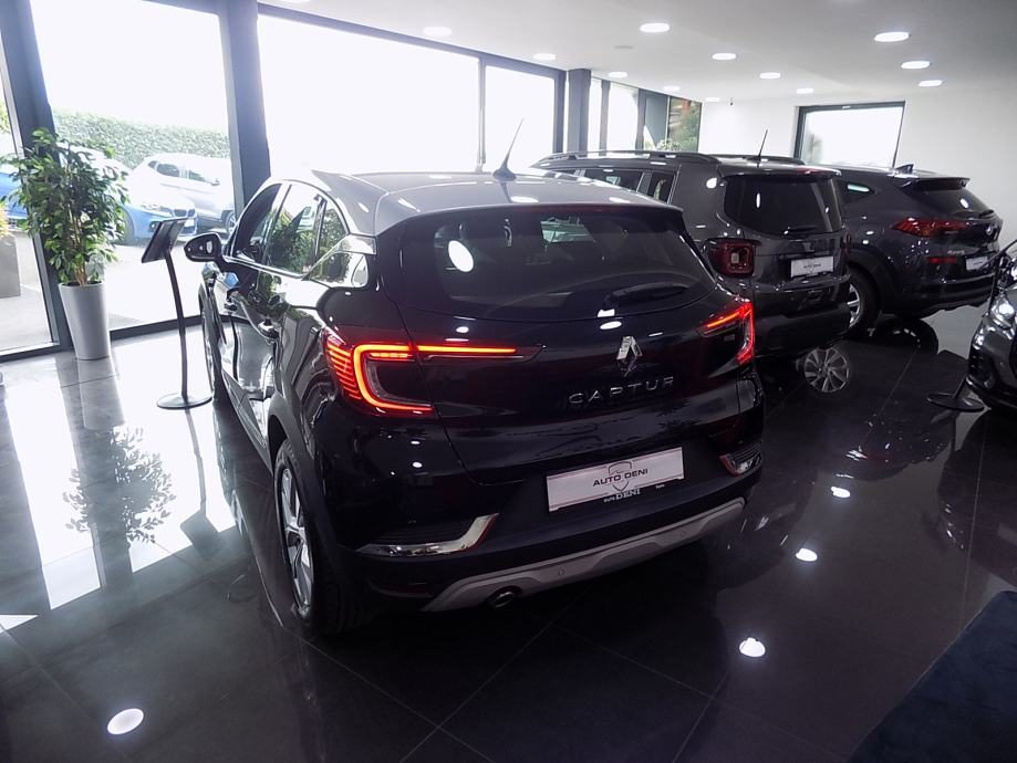 2021 Renault Captur — fotografija 4
