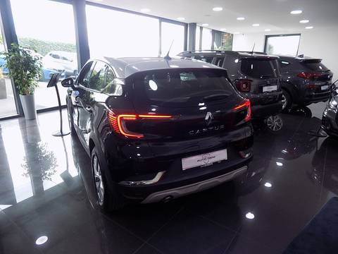 2021 Renault Captur — sličica 4