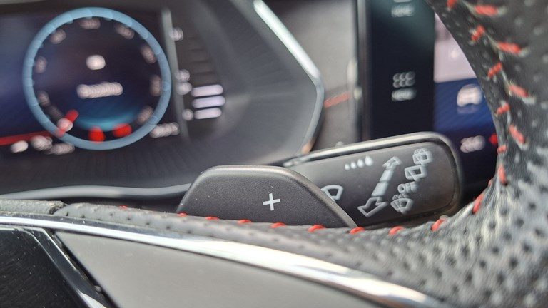 2021 Škoda Octavia — fotografija 23