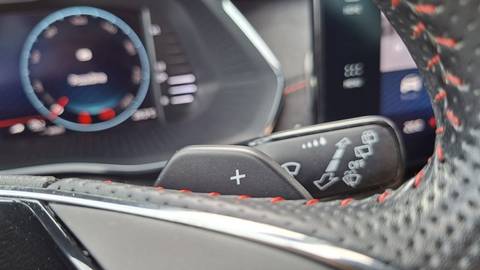 2021 Škoda Octavia — sličica 23