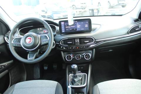 2024 Fiat Tipo — sličica 14
