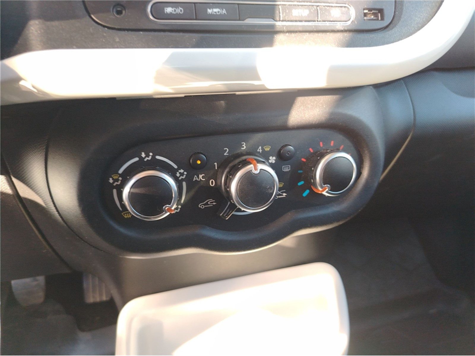 2015 Renault Twingo — fotografija 14