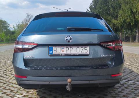 2019 Škoda Superb — sličica 17