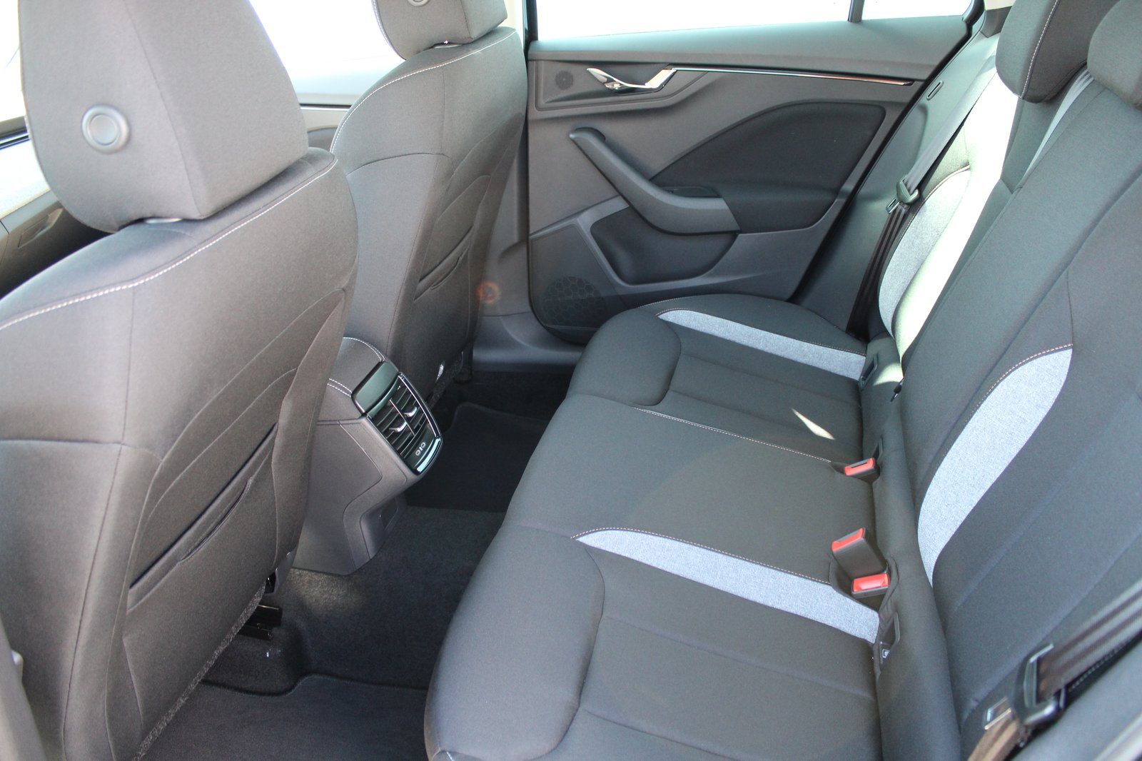 2026 Škoda Kamiq — fotografija 11