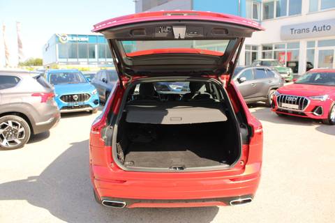 2019 Volvo XC60 — sličica 9