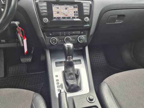 2014 Škoda Octavia — sličica 19