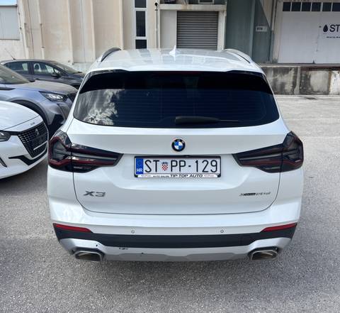 2022 BMW X3 — sličica 11