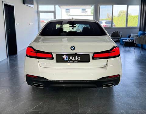 2020 BMW Serija 5 — sličica 5