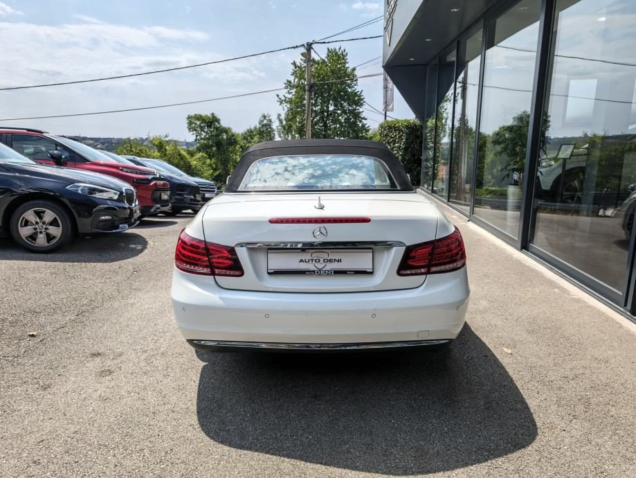 2016 Mercedes-Benz E-klasa — fotografija 11