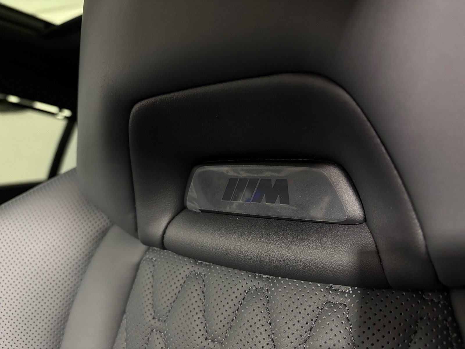 2025 BMW X6 — fotografija 28