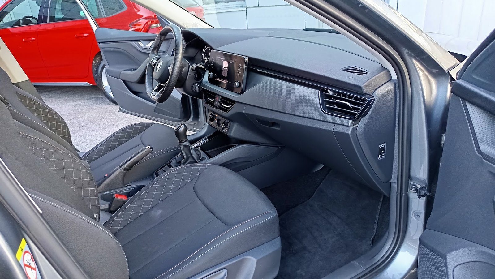 2022 Škoda Kamiq — fotografija 12