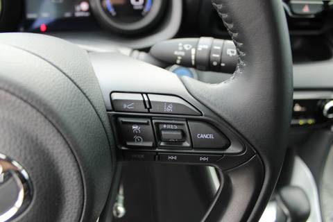 2024 Toyota Yaris — sličica 17