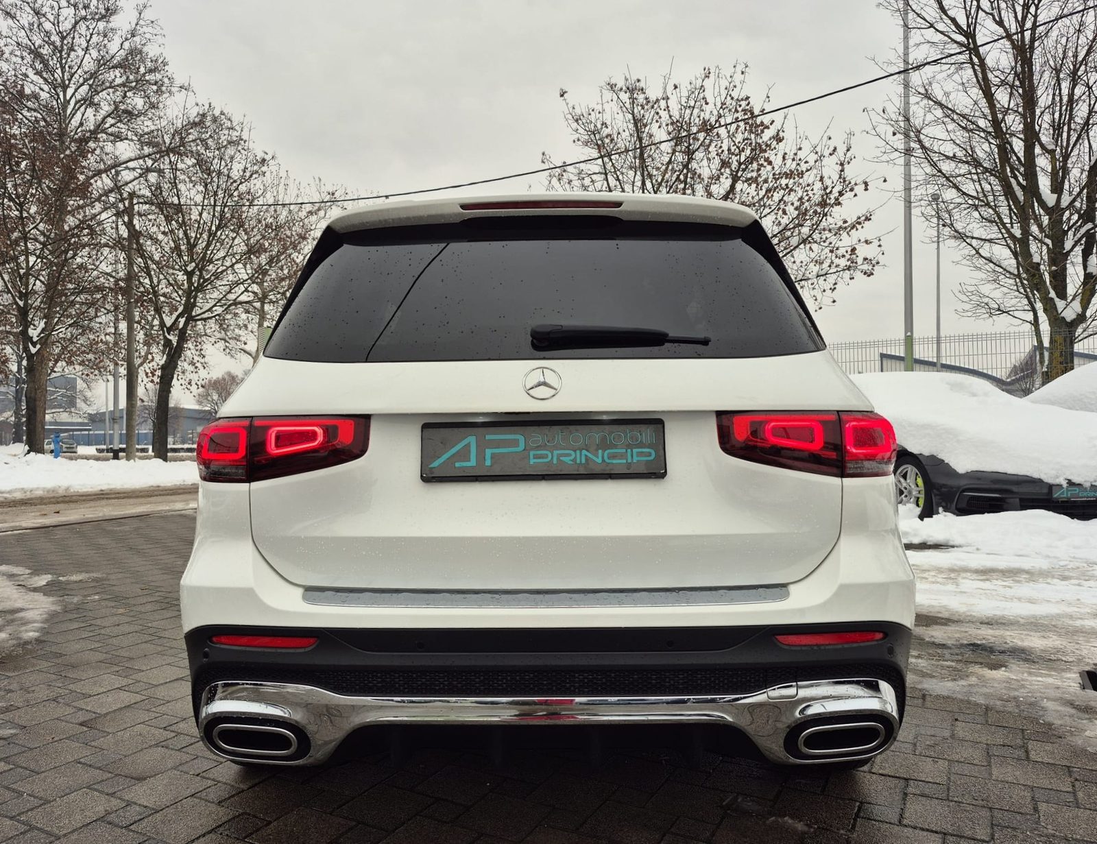 Mercedes-Benz GLB — fotografija 6