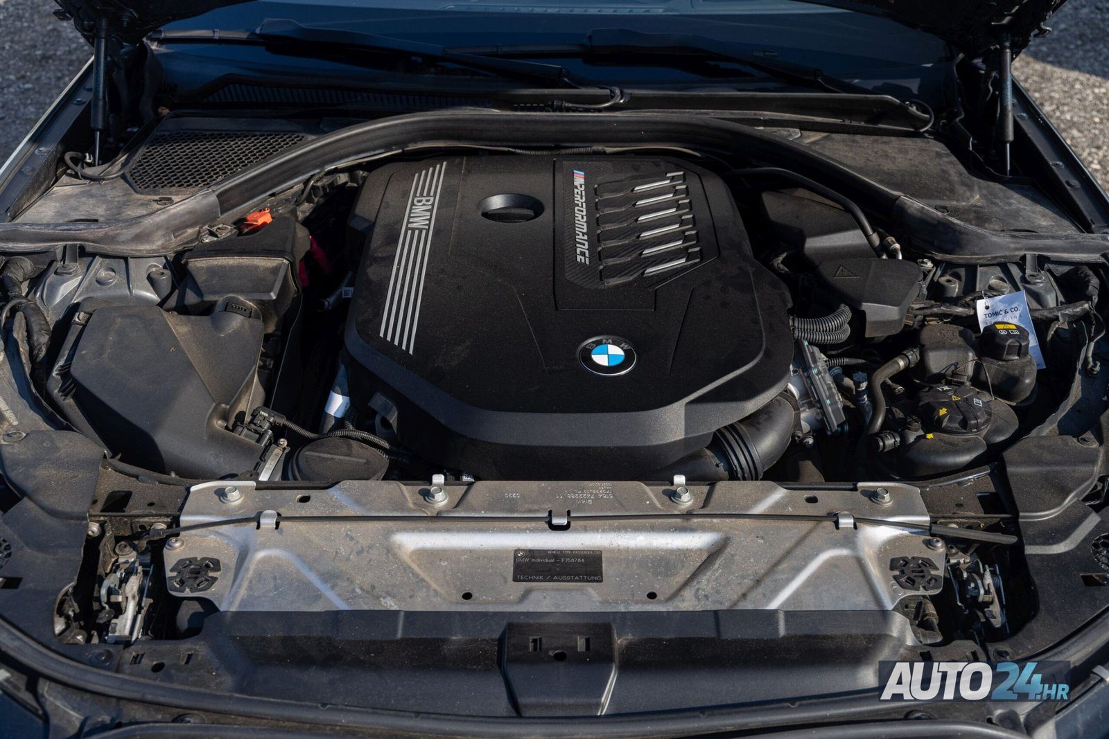 2020 BMW Serija 3 M340i — fotografija 22