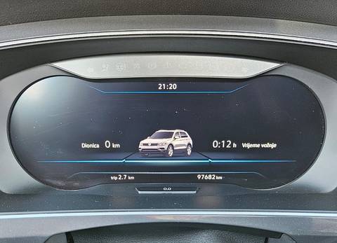 2018 Volkswagen Tiguan R-Line — sličica 16