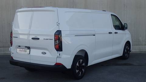 2025 Ford Transit — sličica 3