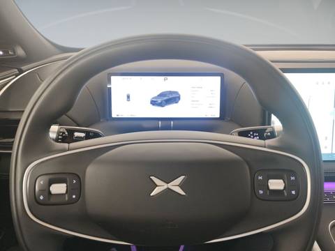 2025 XPENG G9 — sličica 16