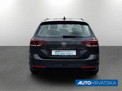 2021 Volkswagen Passat — sličica 5