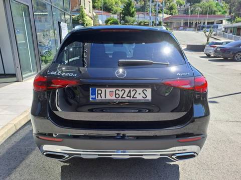 2023 Mercedes-Benz GLC — sličica 6