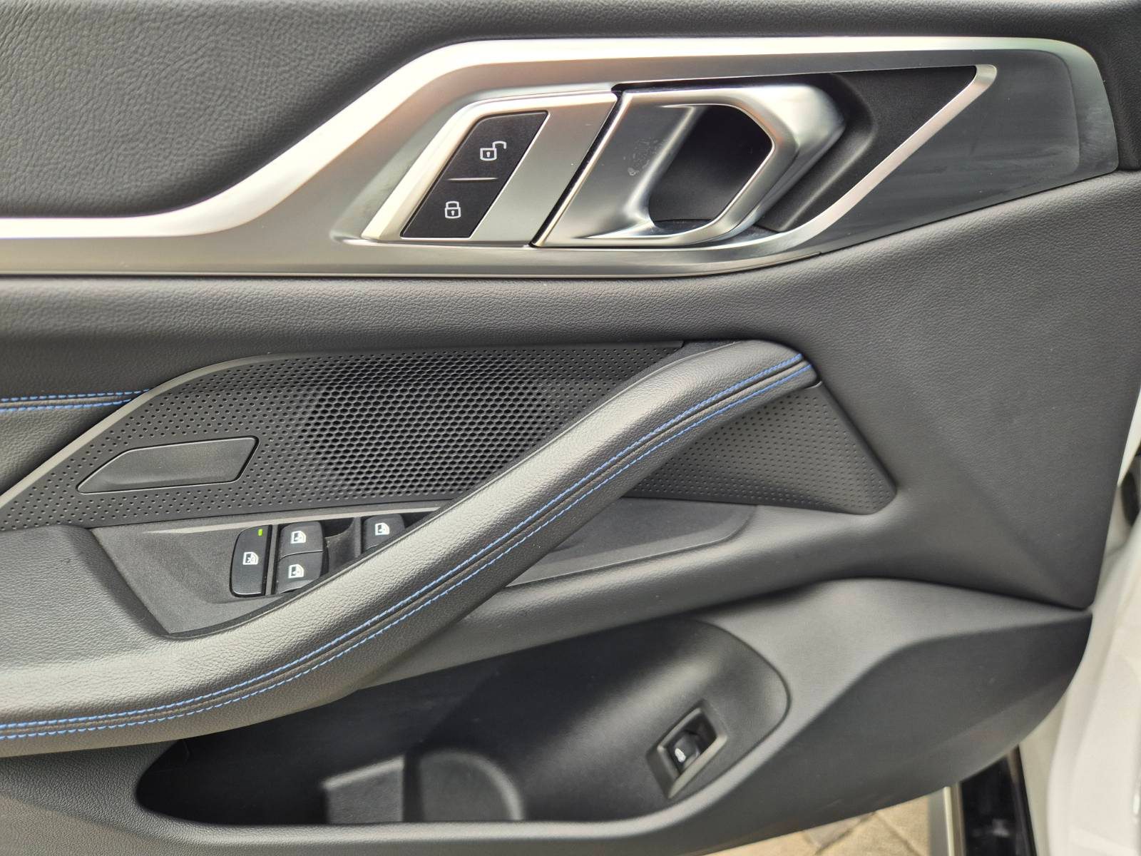 2024 BMW Serija 4 M Sport — fotografija 19