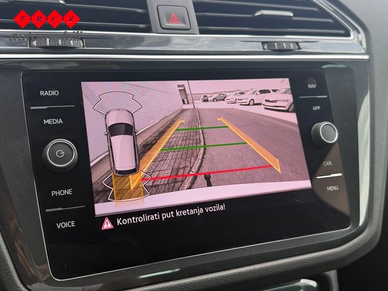 2021 Volkswagen Tiguan — fotografija 11