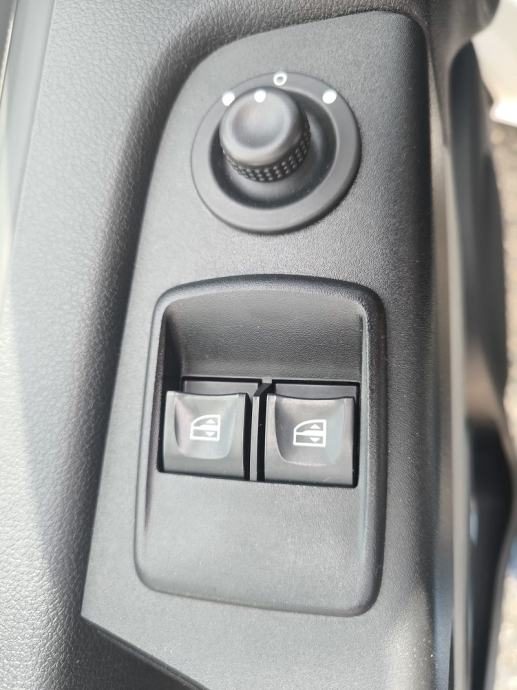 2019 Renault Trafic — fotografija 11