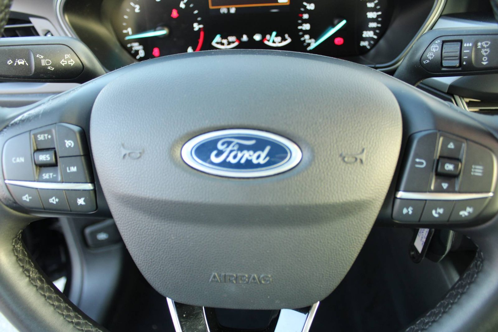 2023 Ford Focus karavan — fotografija 16
