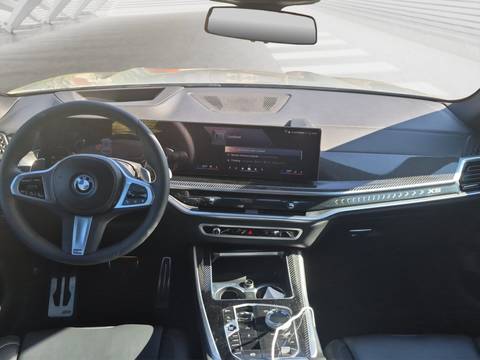 2023 BMW X5 — sličica 10
