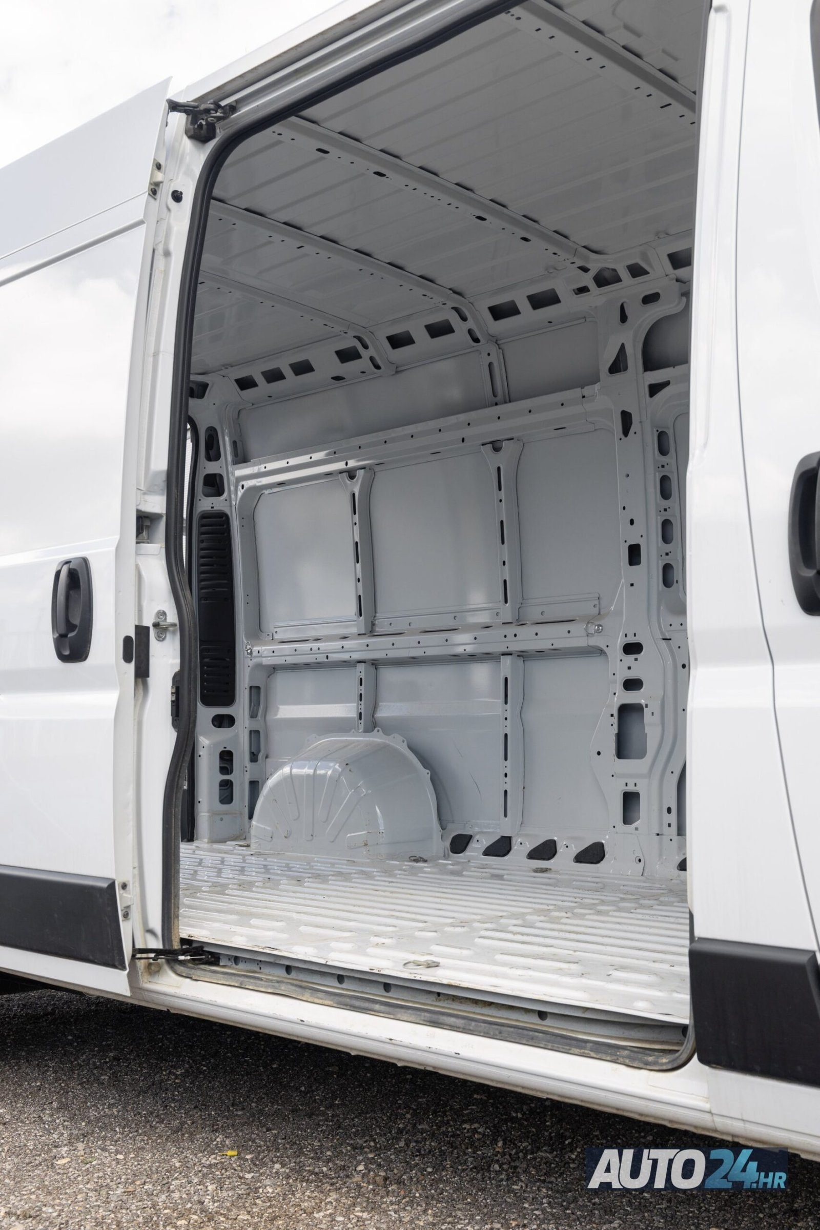 2024 Fiat Ducato — fotografija 18