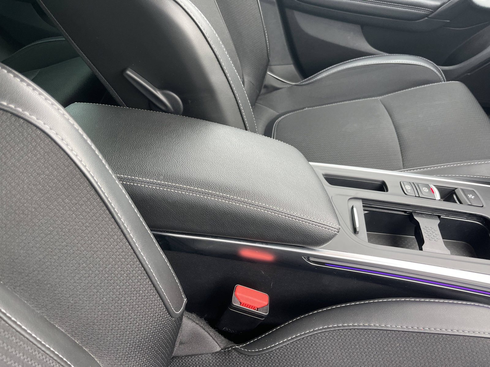 2023 Renault Megane — fotografija 24