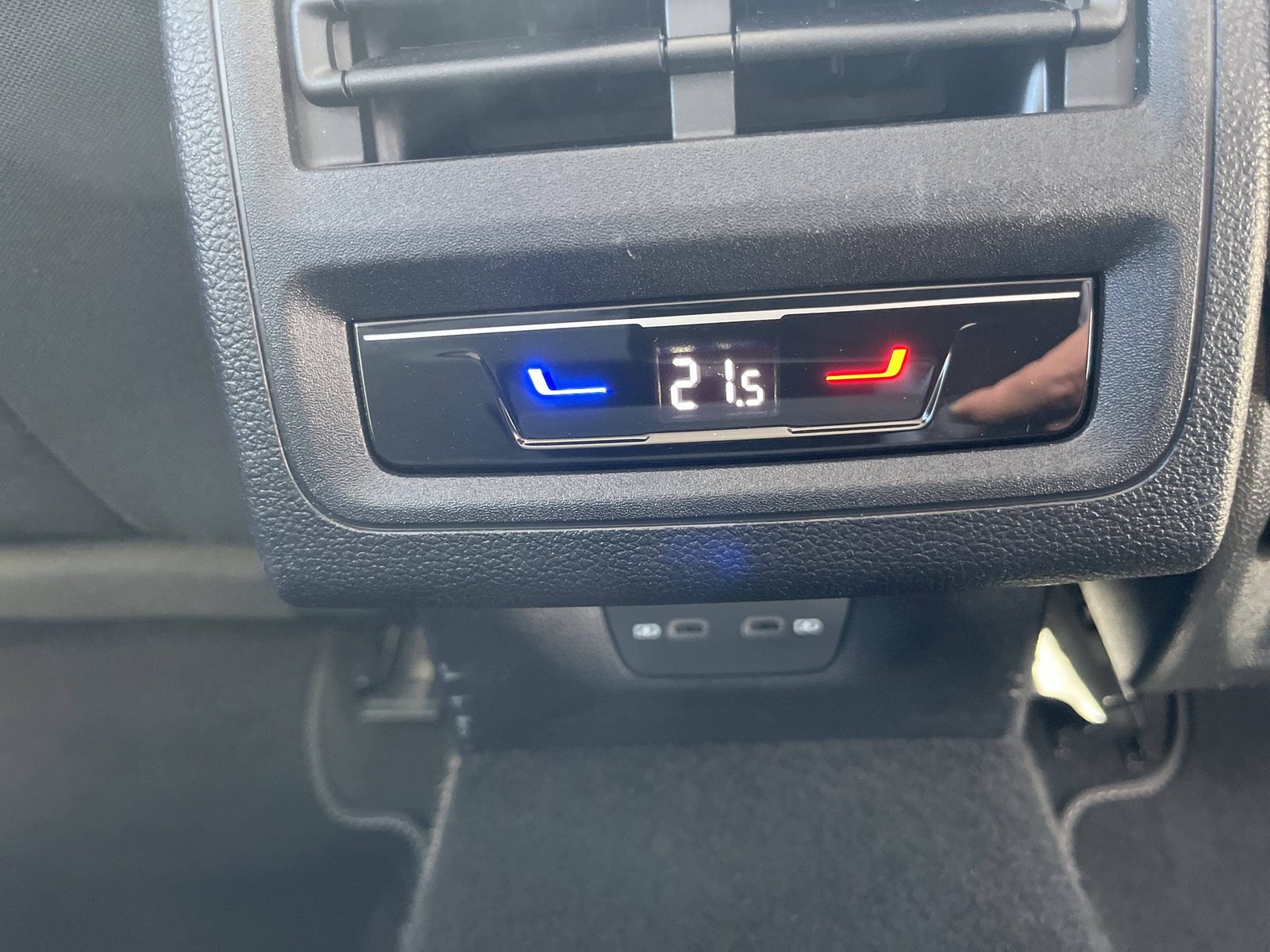 2023 Volkswagen Golf — fotografija 21