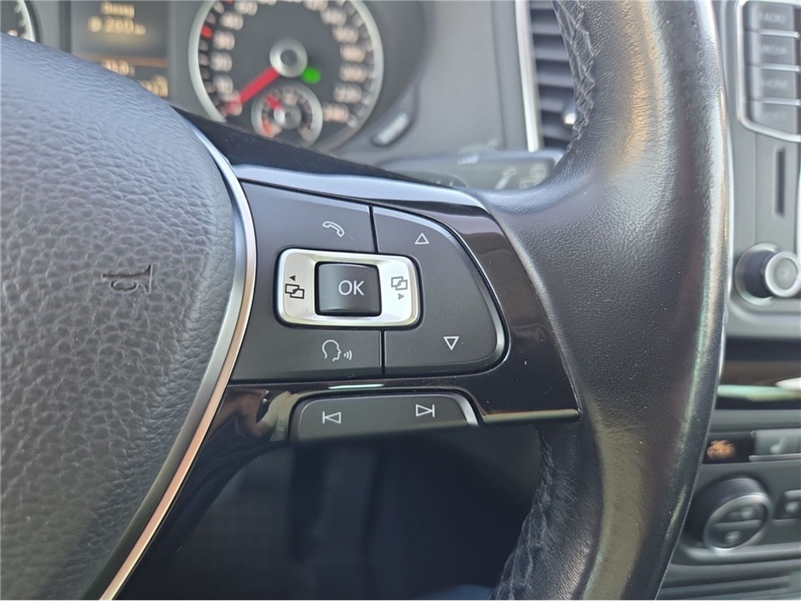 2018 Volkswagen Sharan — fotografija 18