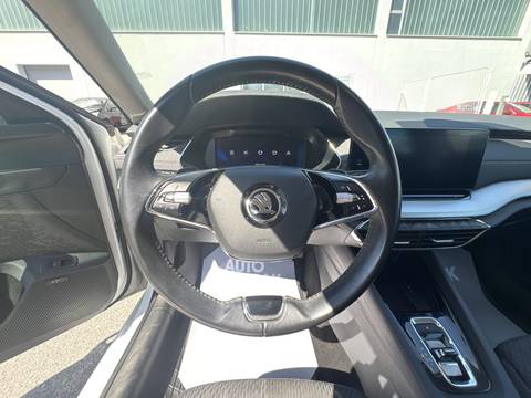 2021 Škoda Octavia Combi — sličica 26