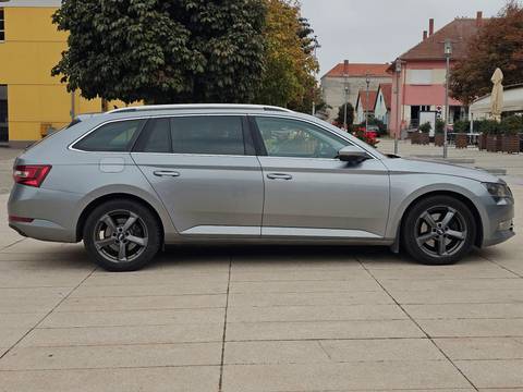2019 Škoda Superb — sličica 7