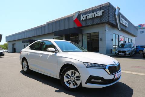 2022 Škoda Octavia — sličica 12