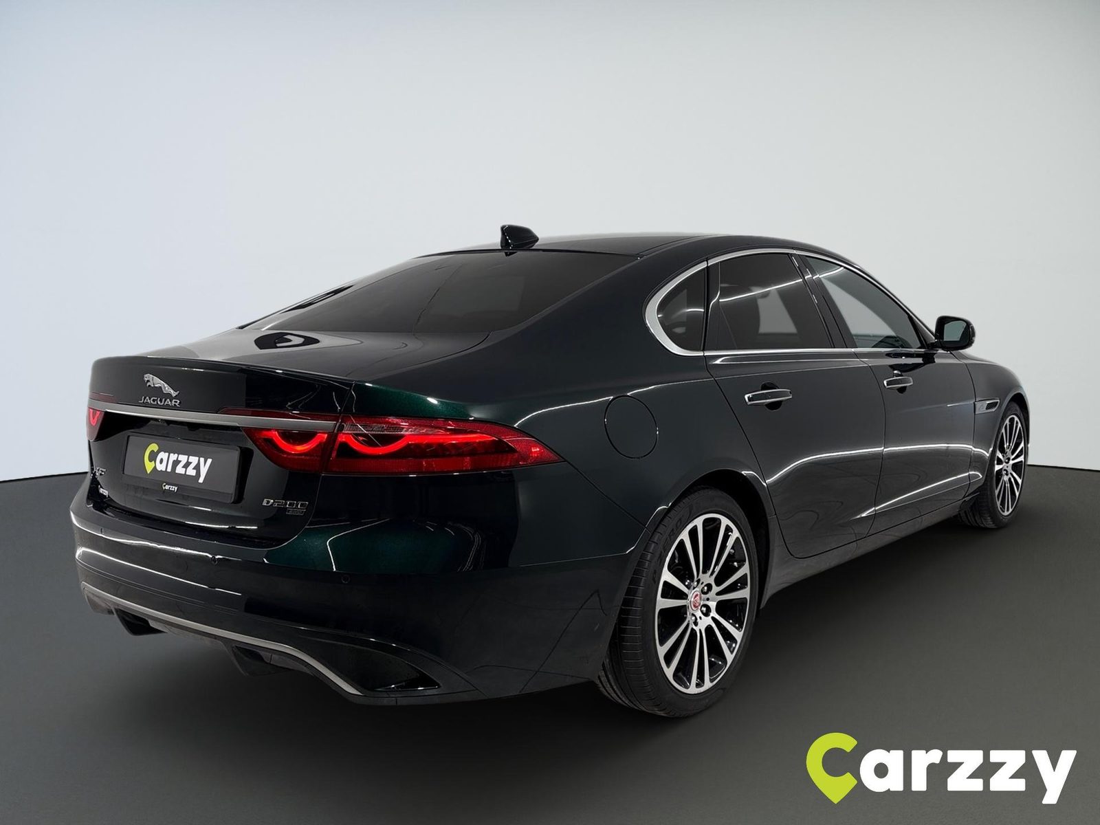 2022 Jaguar XF — fotografija 6