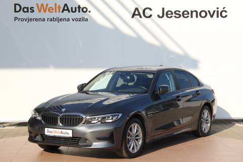 2022 BMW Serija 3